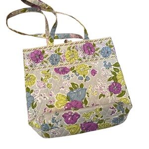 Vera Bradley tote bag &e readerin the lovely Watercolor pattern&e reader